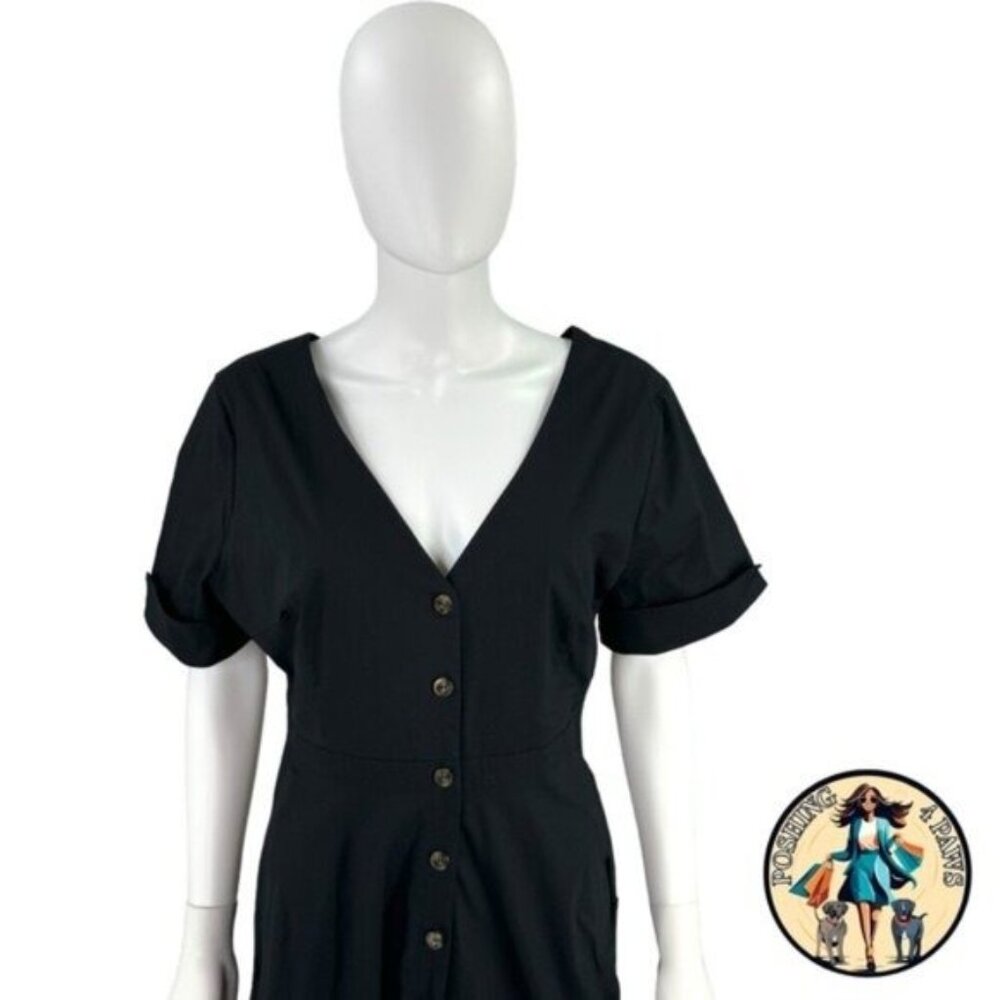 Tuckernuck Black V‑Neck Button Front Maxi Dress - Picture 9 of 15